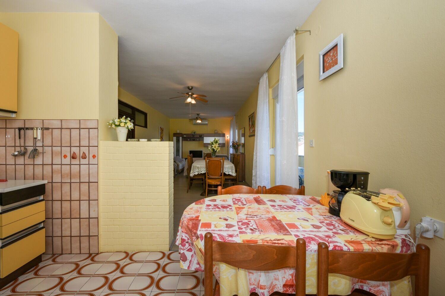 Apartments Kolt - 15M From Sea Kali Exterior photo