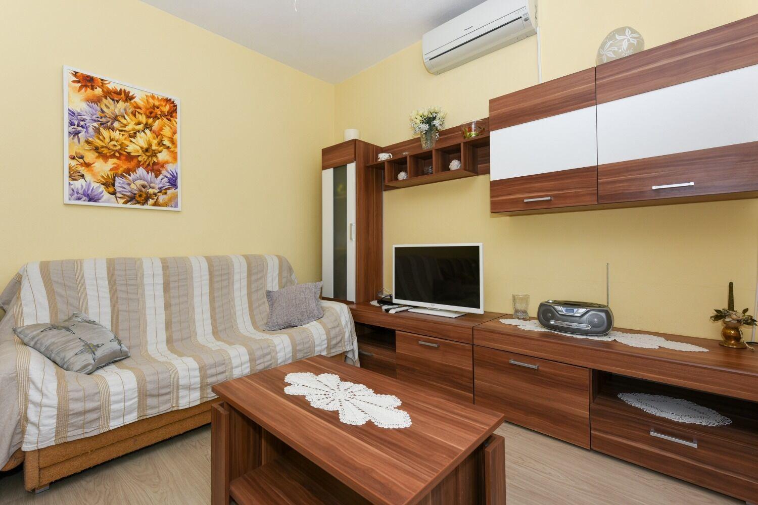Apartments Kolt - 15M From Sea Kali Exterior photo
